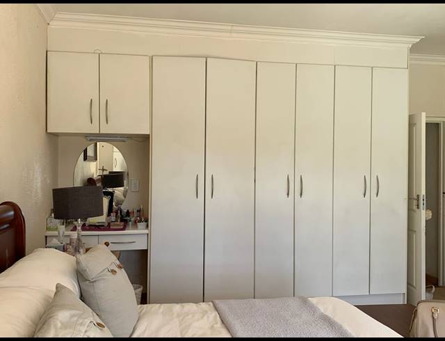 5 BEDROOM HOUSE FOR SALE IN GREENHILLS